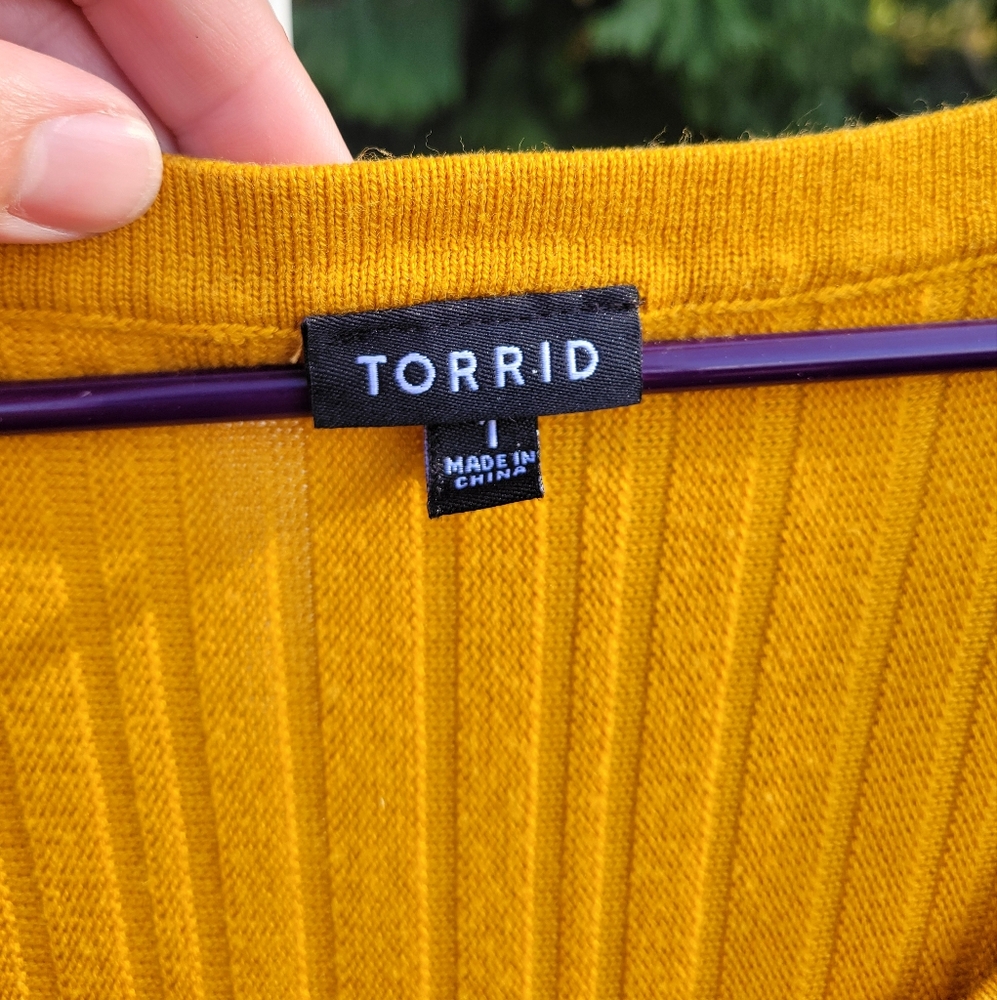Torrid Gold Ribbed Dress - Picture 4 of 6